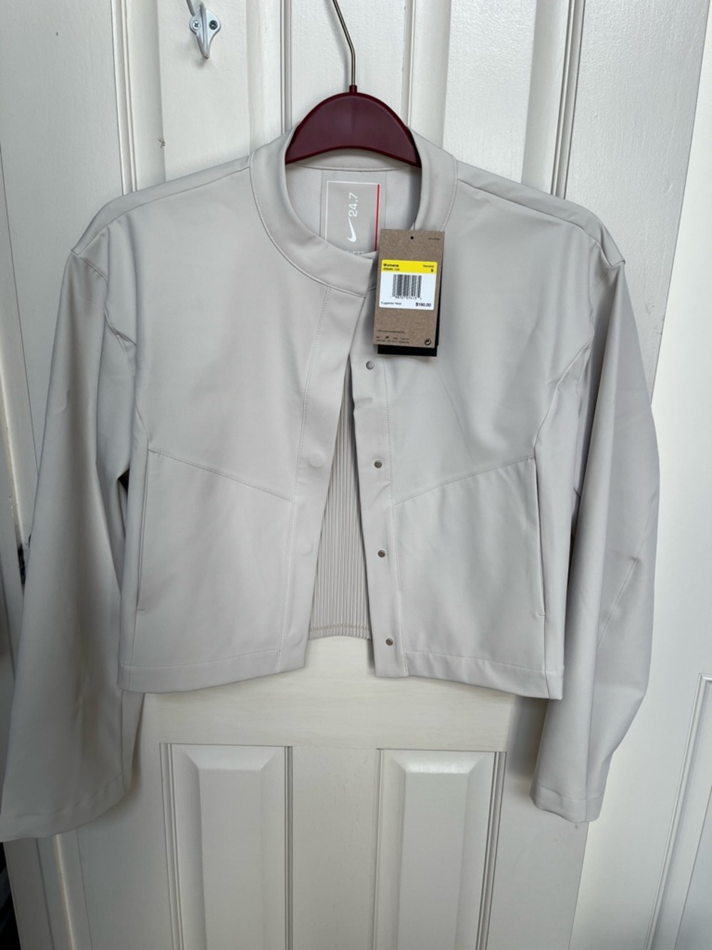 Nike 24/7 Women's Tan Cropped Snap-Front Jacket NWT